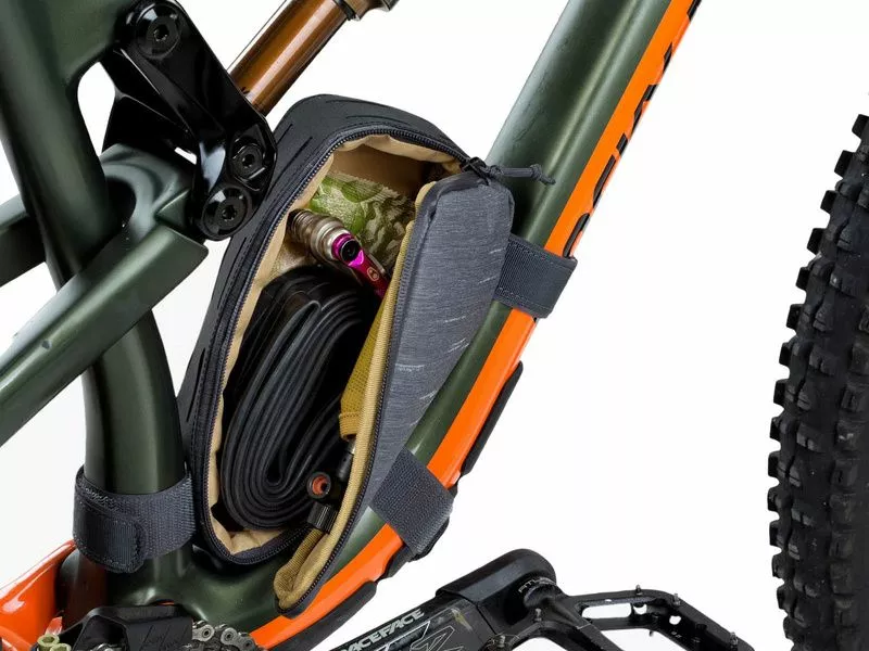 Evoc Bolsa De Cuadro Multi Frame Pack Gris 2021 13 Evoc Bolsa De Cuadro Multi Frame Pack Gris 2021 - Imagen 11