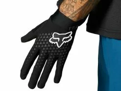 Fox Guantes Defend Negro 2021