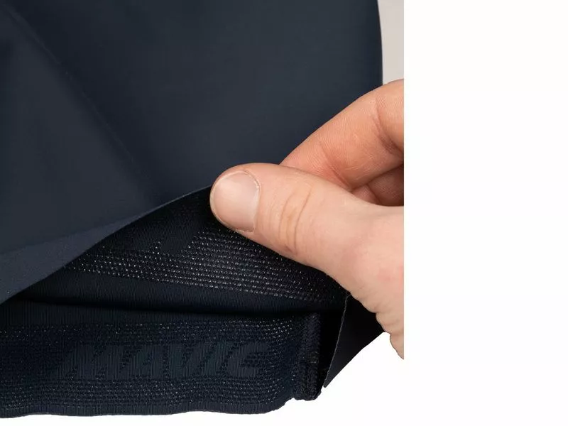 Mavic Culotte Cosmic II - Negro 2022 6 Mavic Culotte Cosmic II - Negro 2022 - Imagen 4